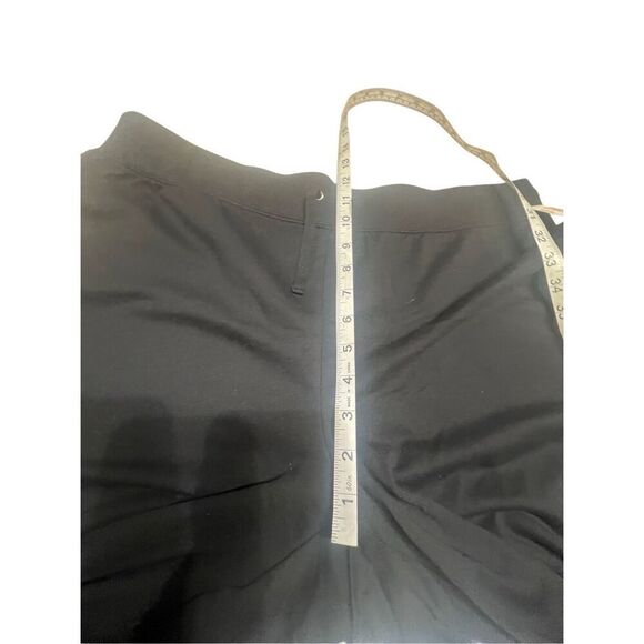 SB Active Womans Black knit Capris Sz XL NWT - Picture 7 of 8